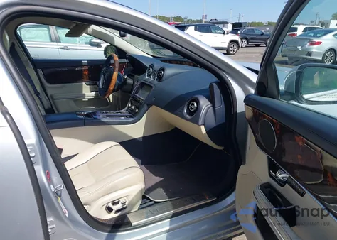 2011 Jaguar Xj Xjl from USA, damaged, VIN SAJWA2GB9BLV13633